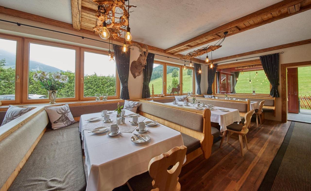 Sportpension Enzian Saalbach-Hinterglemm Exterior photo
